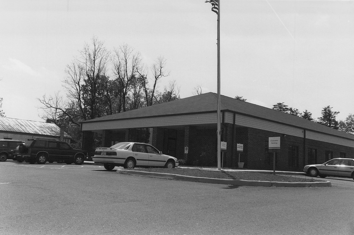 Photo 0003 - Front