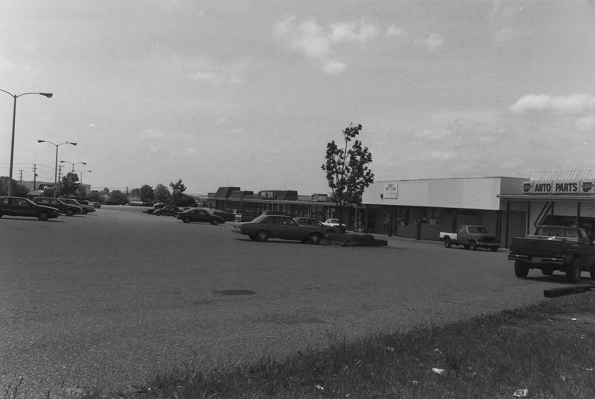 Photo 0004 - Front