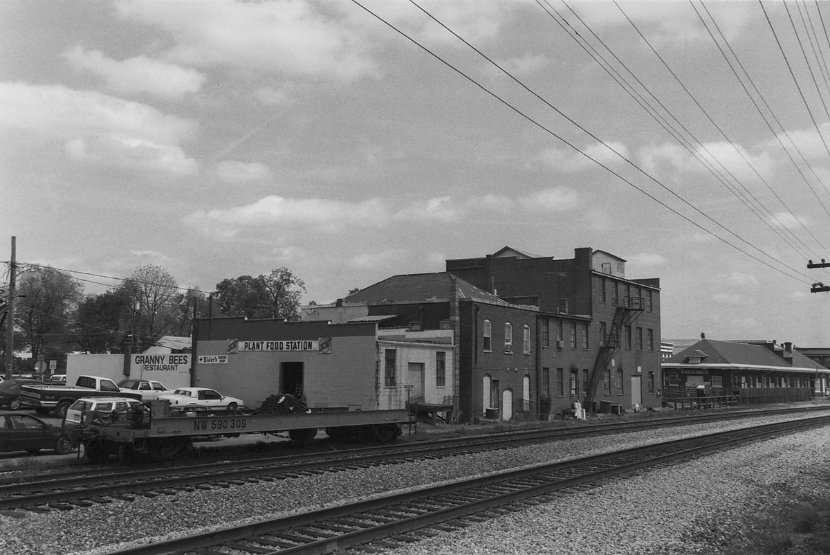 Photo 0010 - Front