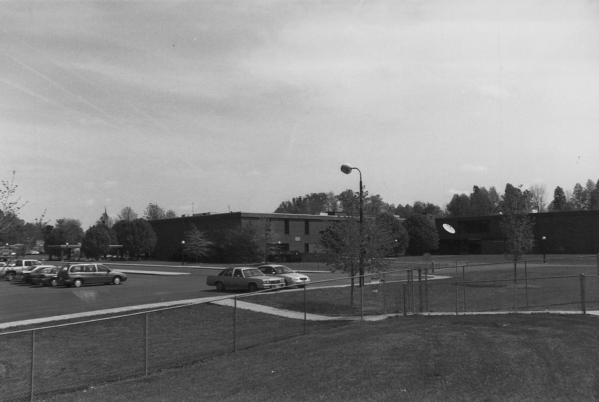 Photo 0013 - Front