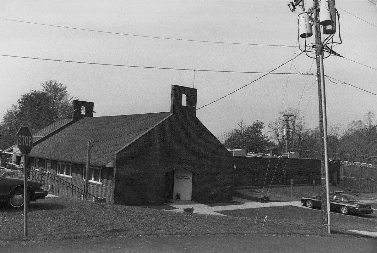 Photo 0025 - Front