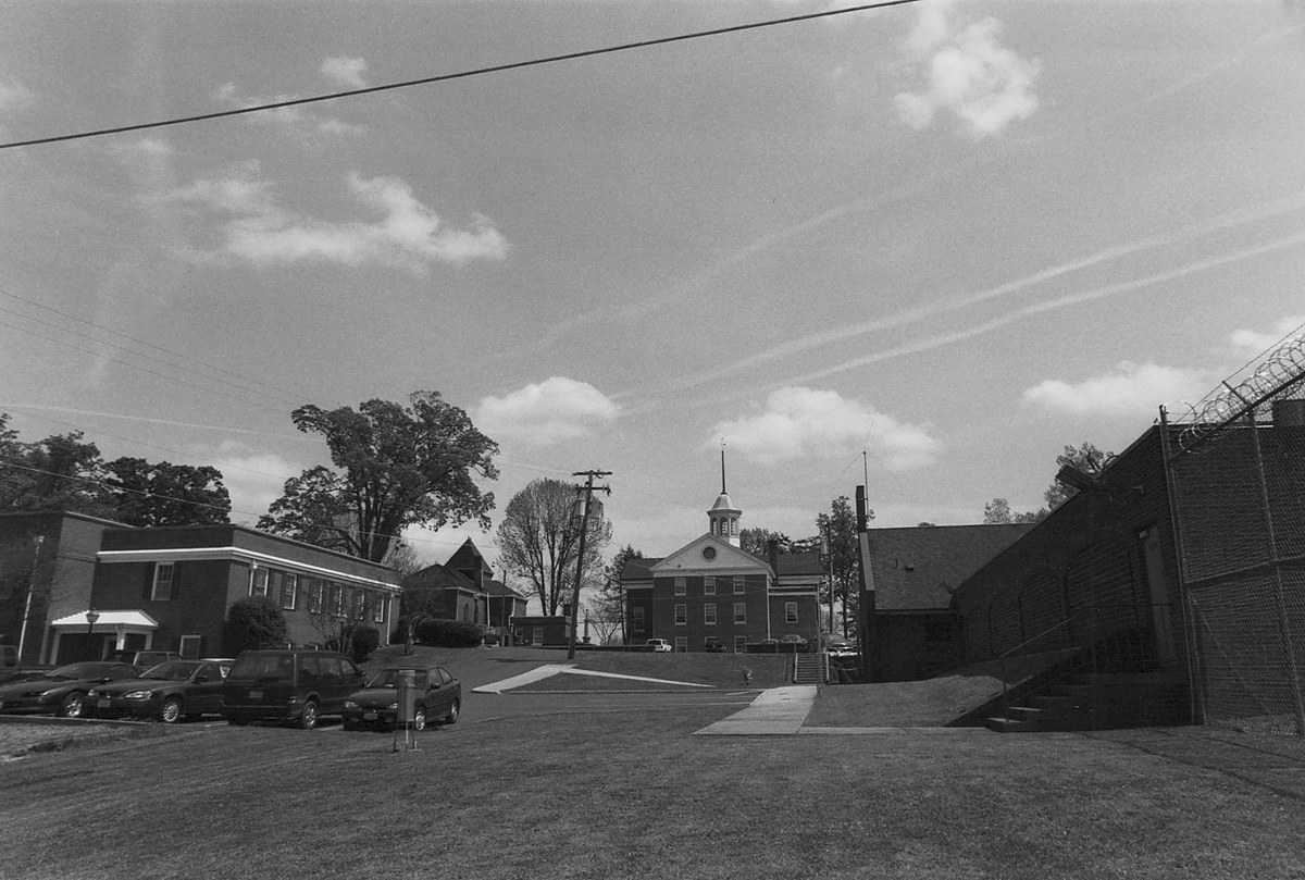 Photo 0031 - Front