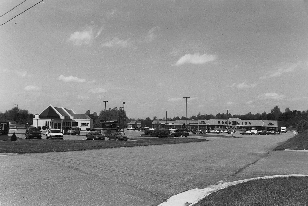 Photo 0037 - Front