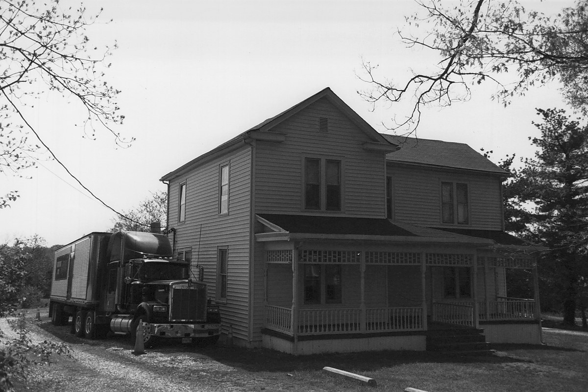 Photo 0057 - Front