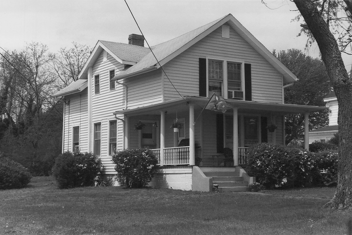 Photo 0067 - Front