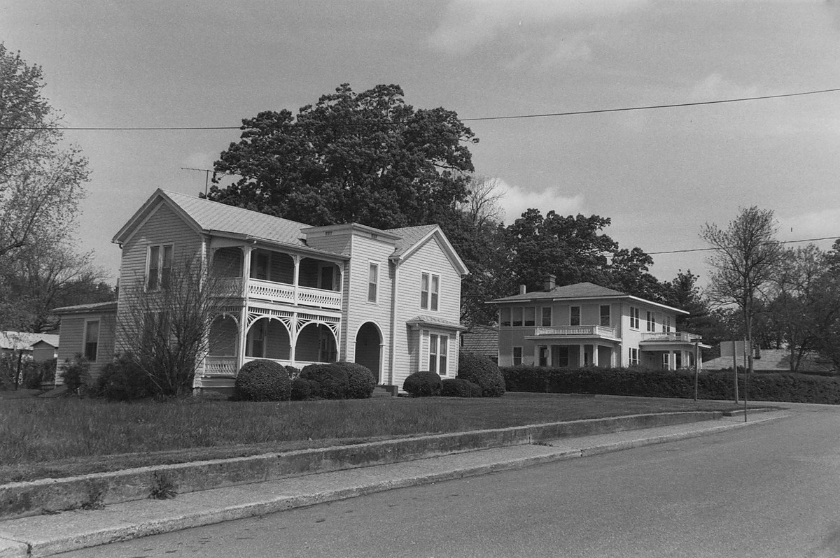 Photo 0069 - Front