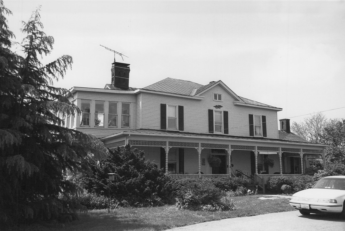 Photo 0074 - Front