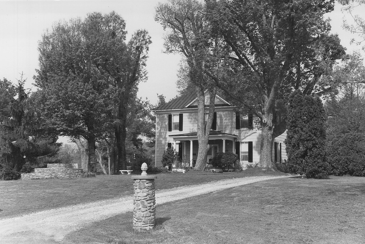 Photo 0079 - Front