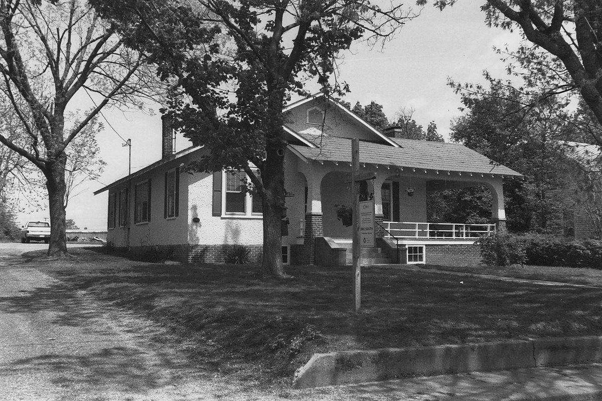 Photo 0081 - Front