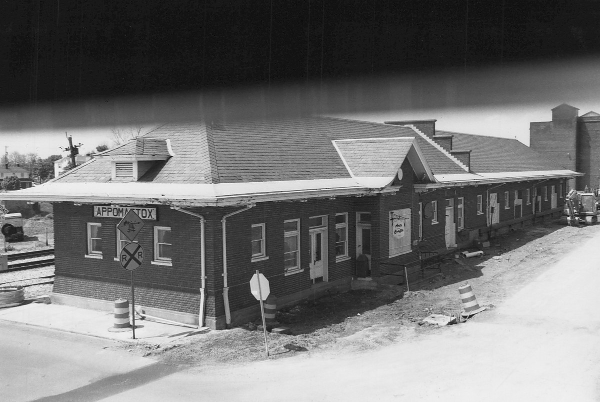 Photo 0083 - Front