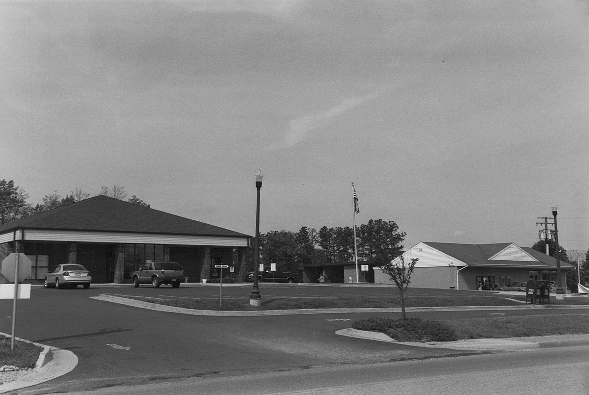 Photo 0095 - Front
