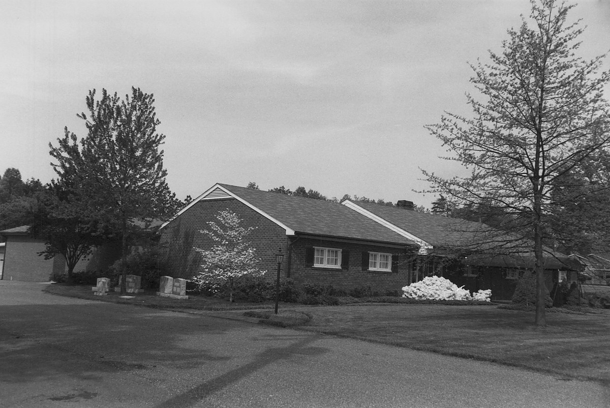 Photo 0097 - Front
